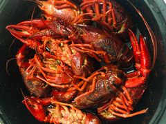 -臻鲜燕海鲜融合餐厅(金陵style店)