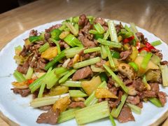 -巴依兄弟西域美食(机场店)