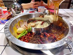 -贤合庄卤味火锅(济南泉城路店)