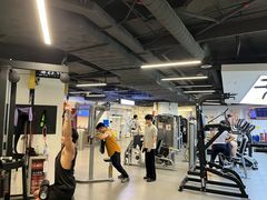 -超鹿运动(达信大厦店)
