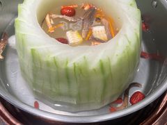 -得意咚瓜·顺德鱼生·冬瓜火锅(深圳首店)