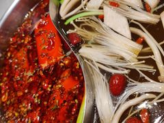 鸳鸯双味锅-俏牛哥鲜牛肉牛肆馆(重庆天地店)