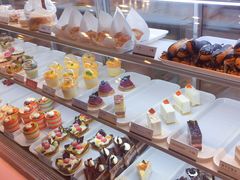 -樱花糕坊(凯德广场店)