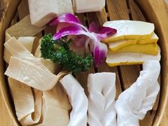 -滇釜火锅·能喝汤的火锅(车公庄店)