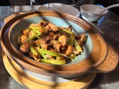 -吕氏焗小鲜•花园餐厅(八大关店)