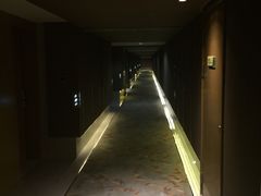 -上海中航虹桥机场泊悦酒店