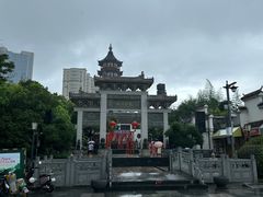 -绳金塔