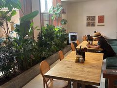 -银米·云南传统过桥米线(双廊黑金冠店)