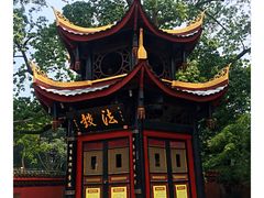 -峨眉山报国寺