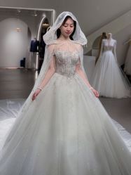 -艾米丽婚纱礼服