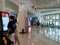 -佳影巨幕影城(萝岗香雪锐丰广场店)