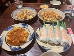 -Cuc Gach Quan Restaurant