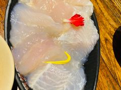 -老牌坊云南鱼豆花火锅(爱建店)