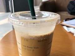 -星巴克臻选(莘庄仲盛店)