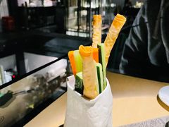 -穹六人间 people 6(岳阳路店)