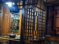 -果松木炭酸菜铜火锅·外婆参鸡汤