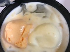 冰淇淋清补凉-志龙皇冠吃货椰子铺