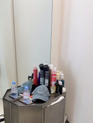 -SALON DE VANHADA
