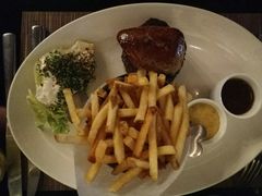 -db Bistro & Oyster Bar by Daniel Boulud(滨海湾金沙店)