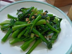 蒜蓉炒菜心-黄埔华苑酒家(黄埔总店)