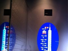 电梯-台北101