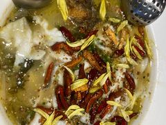 老坛子酸菜鱼-新太二·鲜料川菜(晶耀前滩店)