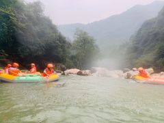 -雅鲁激流探险漂流