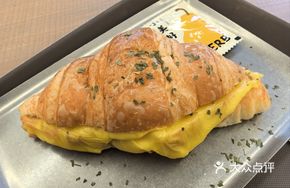 Mushroom Cheese Croissant