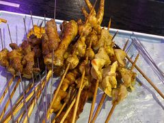 -撸啊撸铁签小肉(车站南路店)