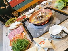 -哈吱喂丽江火塘·牦牛火锅(五一街店)