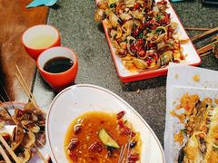 -路边边地标烧烤·川菜·小龙虾·音乐酒馆(良乡长虹店)