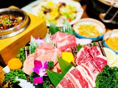 -明洞阿姨·韩式酱蟹烤肉·创意料理(三元桥店)