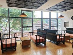 -星巴克(南宁民歌湖店)