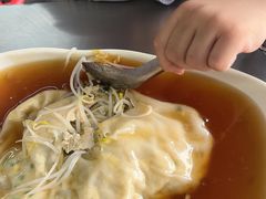 -后街女孩肠粉店