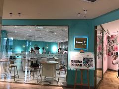 门面-西檬树SIMON·T轻奢蛋糕(大东方Max店)