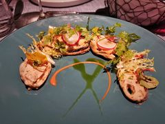 泰式海鲜色拉-弦月窗LUNETTE BY AMANDA(复兴路店)