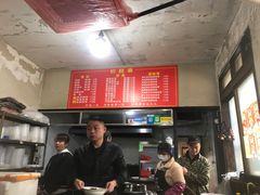 -肖娭毑老面馆(自然岭路店)