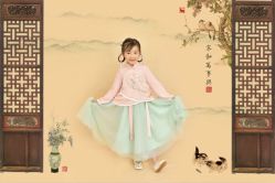 -蜜糖派儿童摄影(青建·太阳岛店)