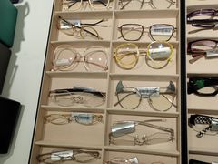 -目艮眼镜SHOWROOM(品牌集合店)