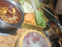 -塔兰齐新疆孜然火锅(鲤鱼山路店)