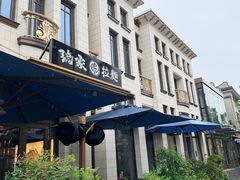 -比斯特上海购物村精品奥特莱斯
