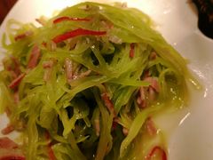 -亚哈饭店(梅园新村小区店)