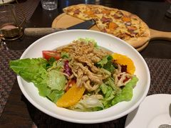 鸡肉色拉-TAMATI(巴黎贝甜韩式西餐厅店)