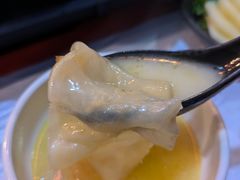 -鲜入围煮花胶鸡海鲜火锅