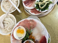 -桥香园云南过桥米线(金马碧鸡店)