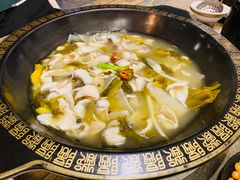 -新记印象酸菜鱼馆(天阳亲子广场店)