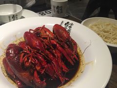 -龙巢盱眙龙虾·牛蛙·烧烤宵夜(八卦岭店)