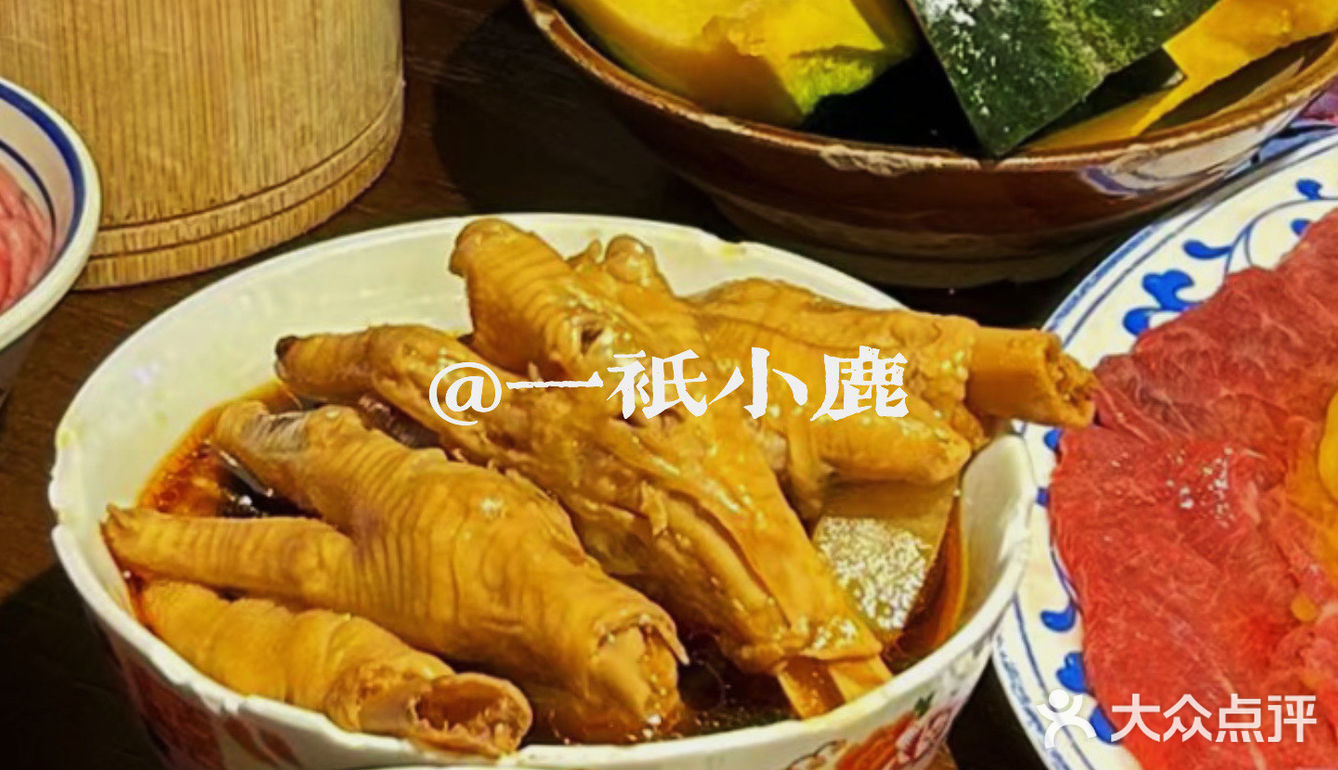 在杭州｜到底是谁还没有吃过萍姐火锅呀❗️