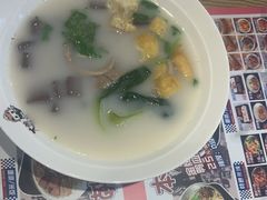 -大脸鸭记鸭血粉丝·小锅米线(水游城店)