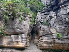 -梭布垭石林景区